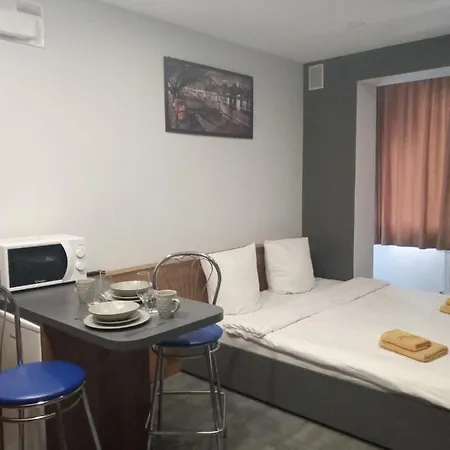 новая и уютная в центре Appartement Oujhorod